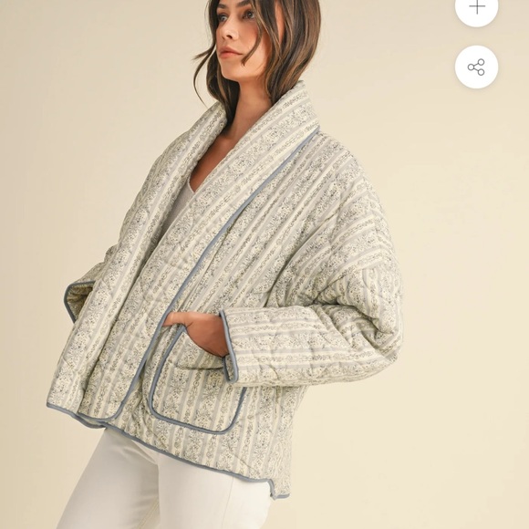 Mable Jackets & Blazers - Floral Quilted Belinda Jacket with Blue Accents oversized small NWT